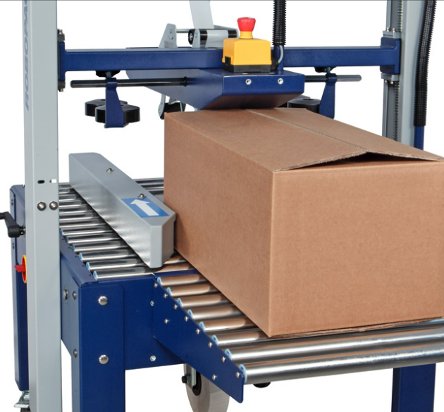Máy dán băng keo thùng carton